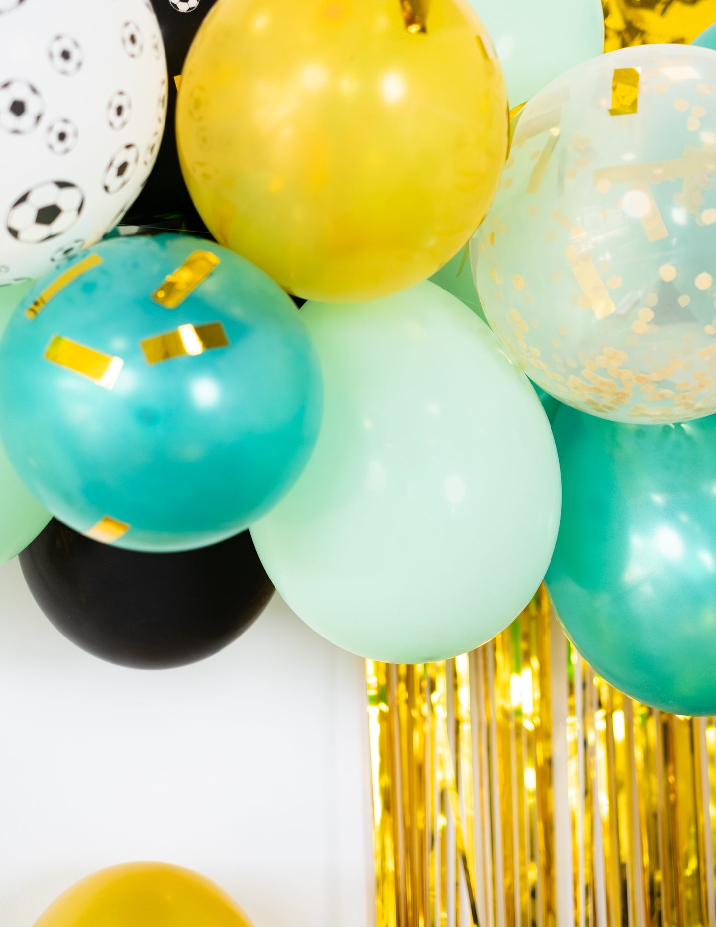 10 ballons en latex pastel menthe 26 cm pour décoration