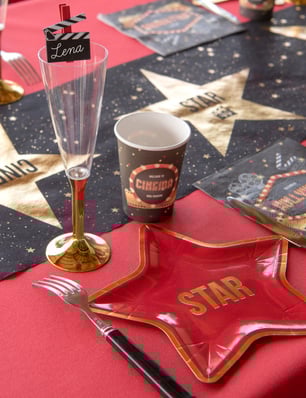 10 Холивуд 7,8 х 9,7 см холивудски картонени чаши