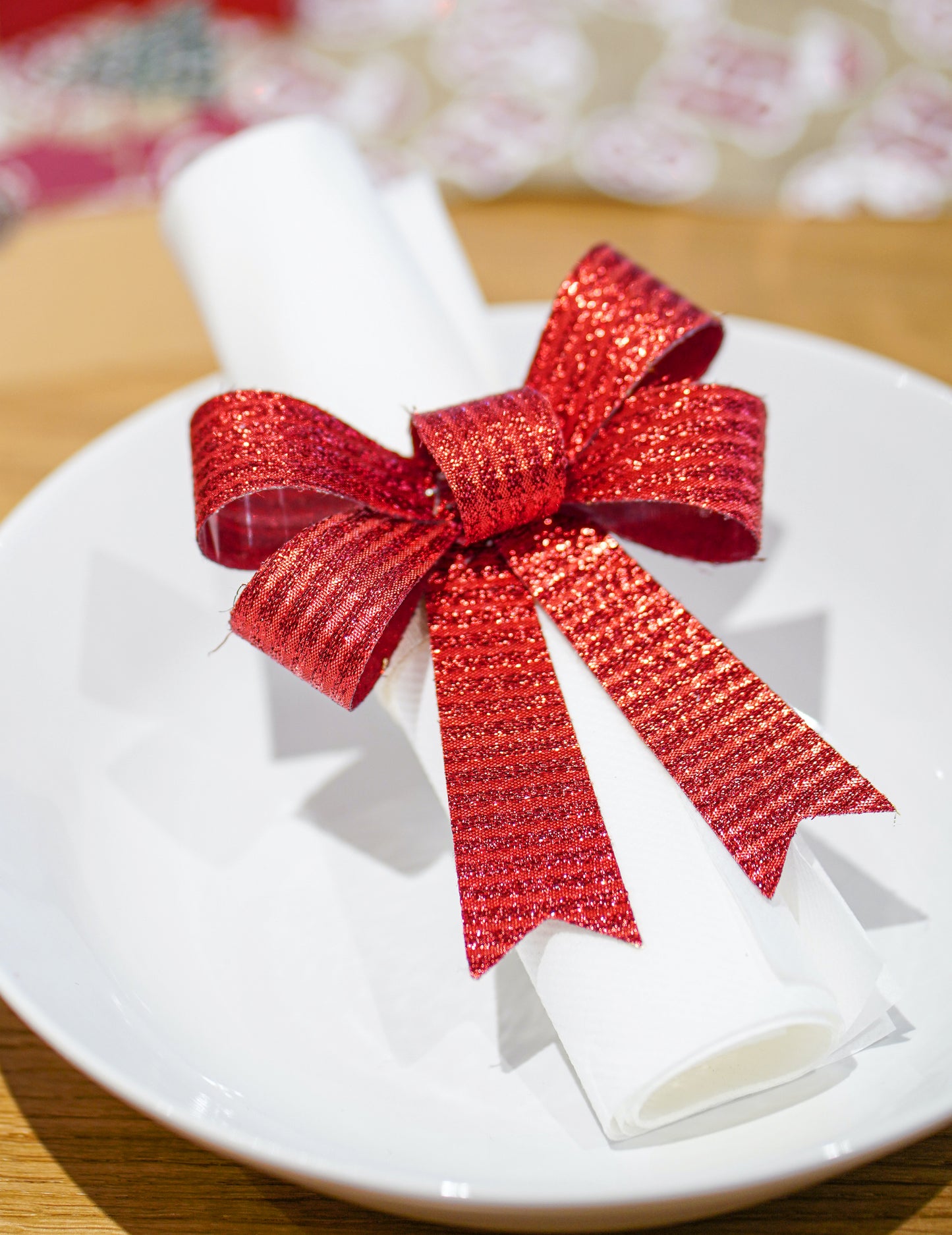 3 блестящи червени панделки 10 x 13 cm