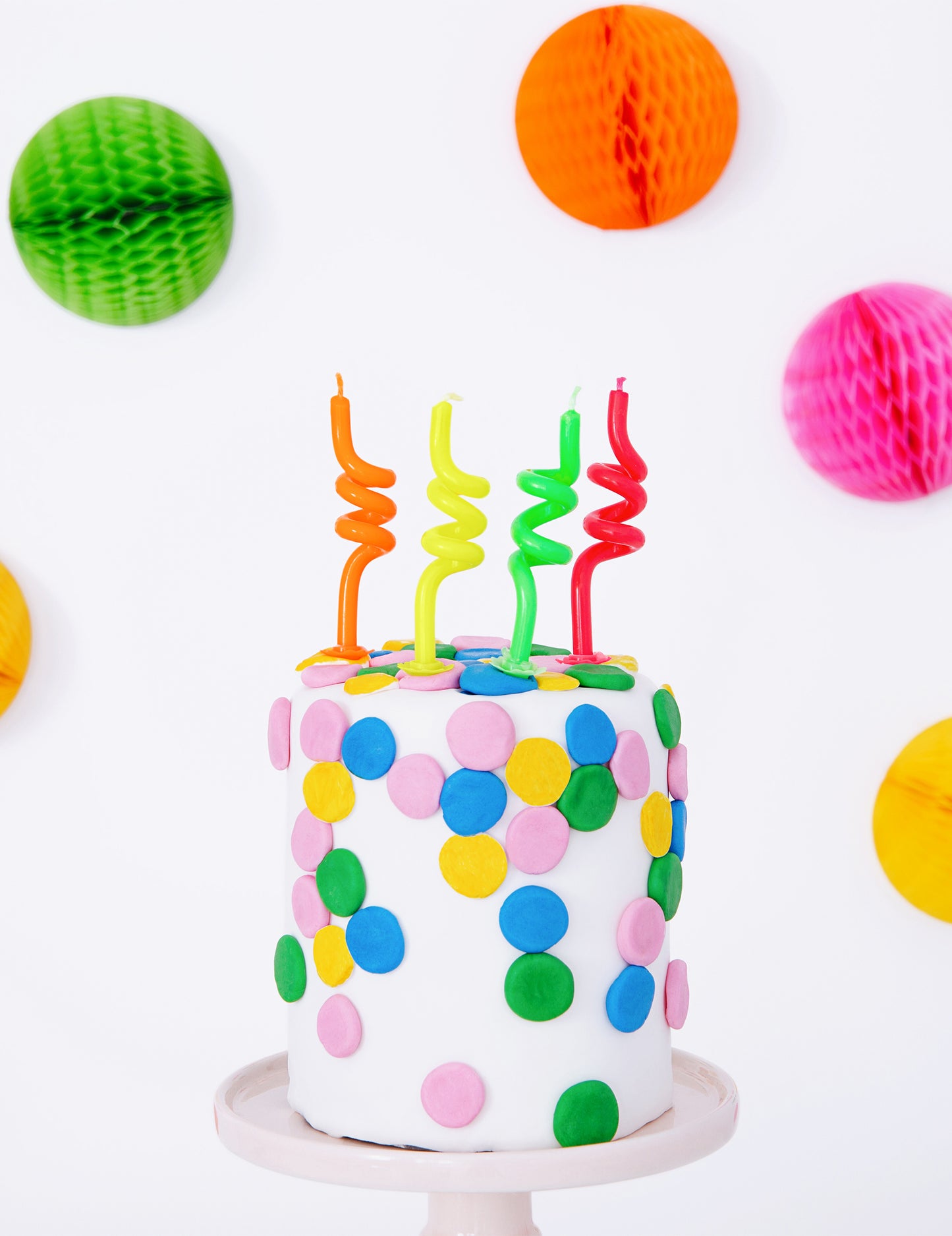 4 Свещи за рожден ден многоцветен водовъртеж 8 см