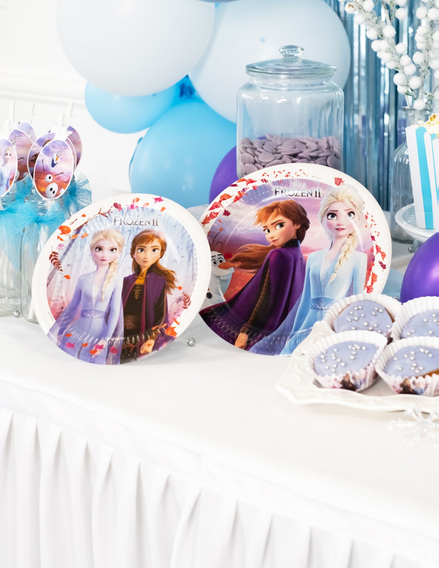 8 картонени плочи The Snow Queen 2 23 cm