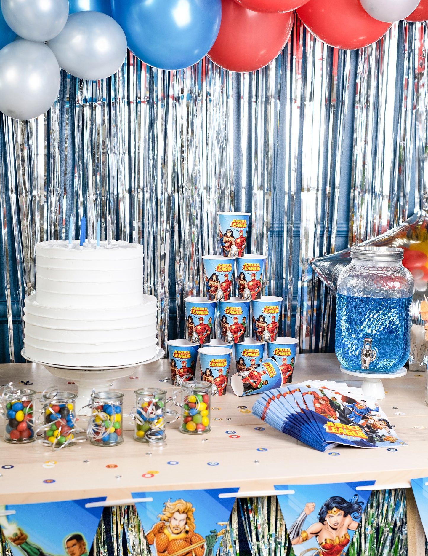 8 картонени чаши лига Justice 210 ml