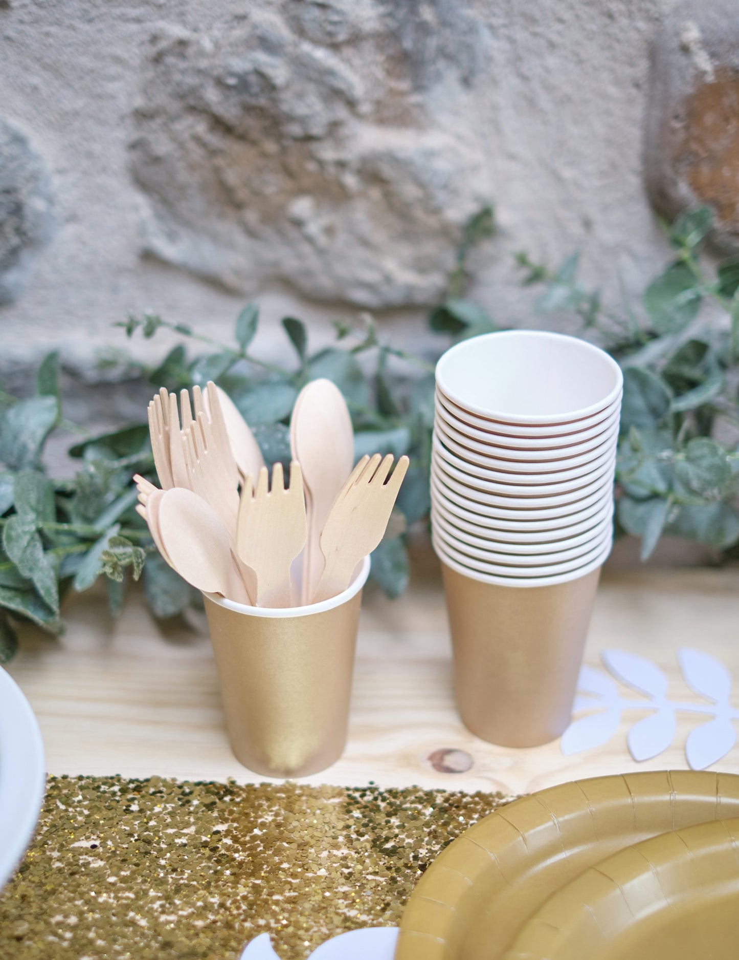 8 матови картонени чаши 210 ml