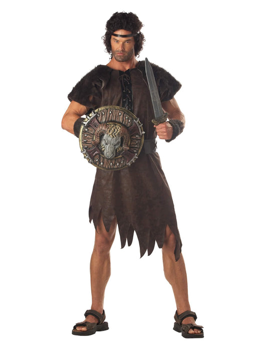 Vue d'ensemble portée du bouclier et épée barbare en plastique