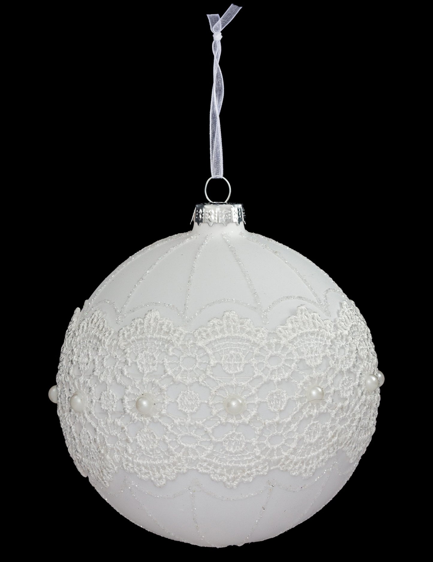 Boule de noël en verre élégante pour décoration blanche avec dentelle