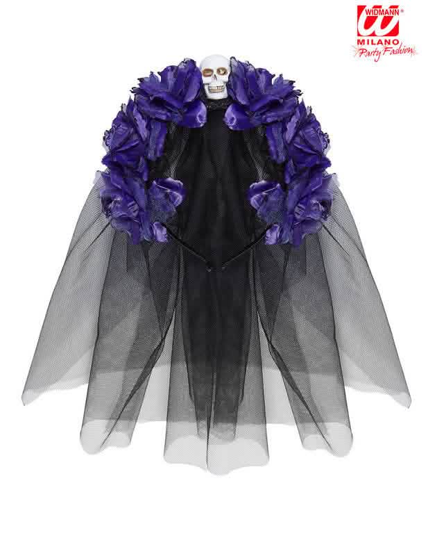 Изглед от воала на шапката с лилави цветя и череп Dia de los muertos