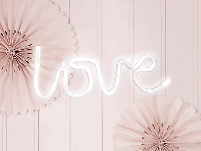 Сценична подредба на led неонова светлинна декорация love бял на батерии