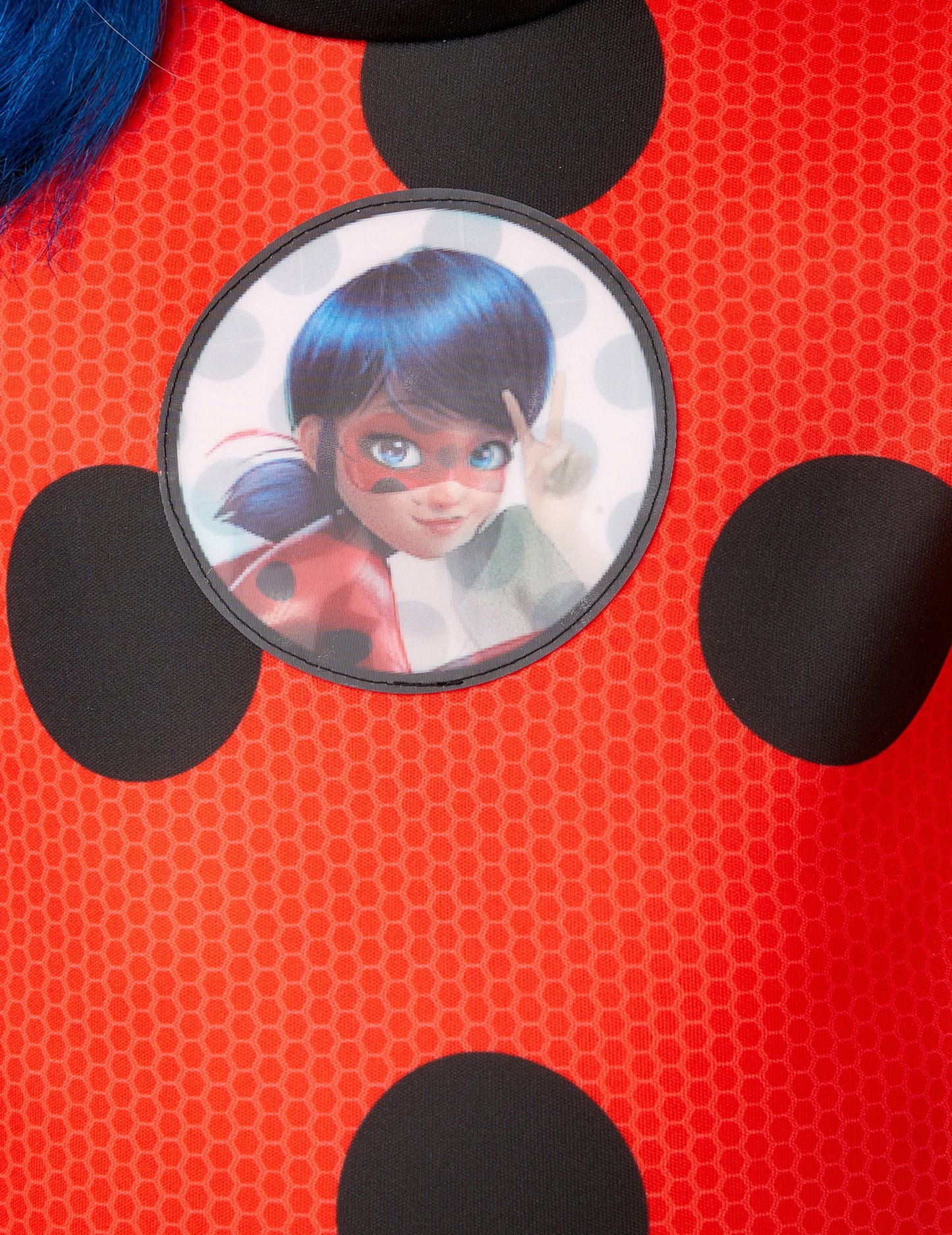 Чудотворната маска и маска момиче на калинката