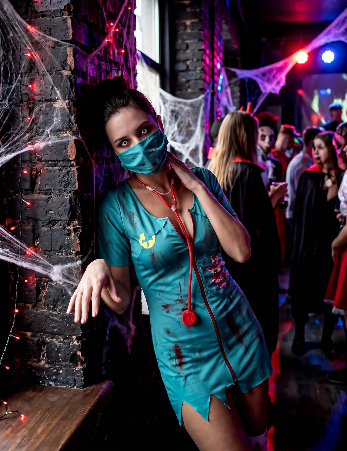 Déguisement infirmière zombie femme