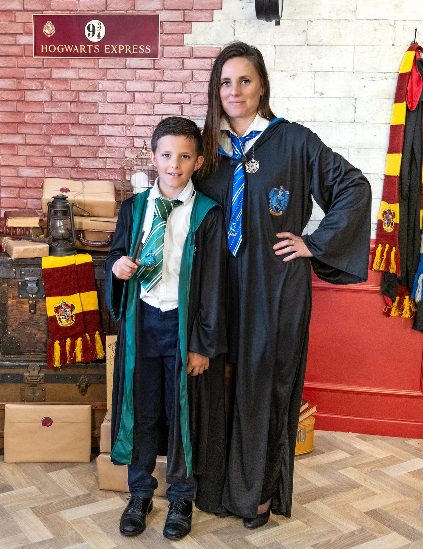 Mise en situation du déguisement robe de sorcier Serdaigle Harry Potter™