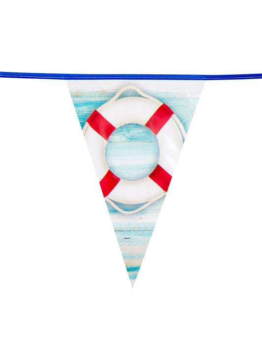 Détail du motif de bouée de sauvetage sur un fanion de la guirlande de 15 fanions marin
