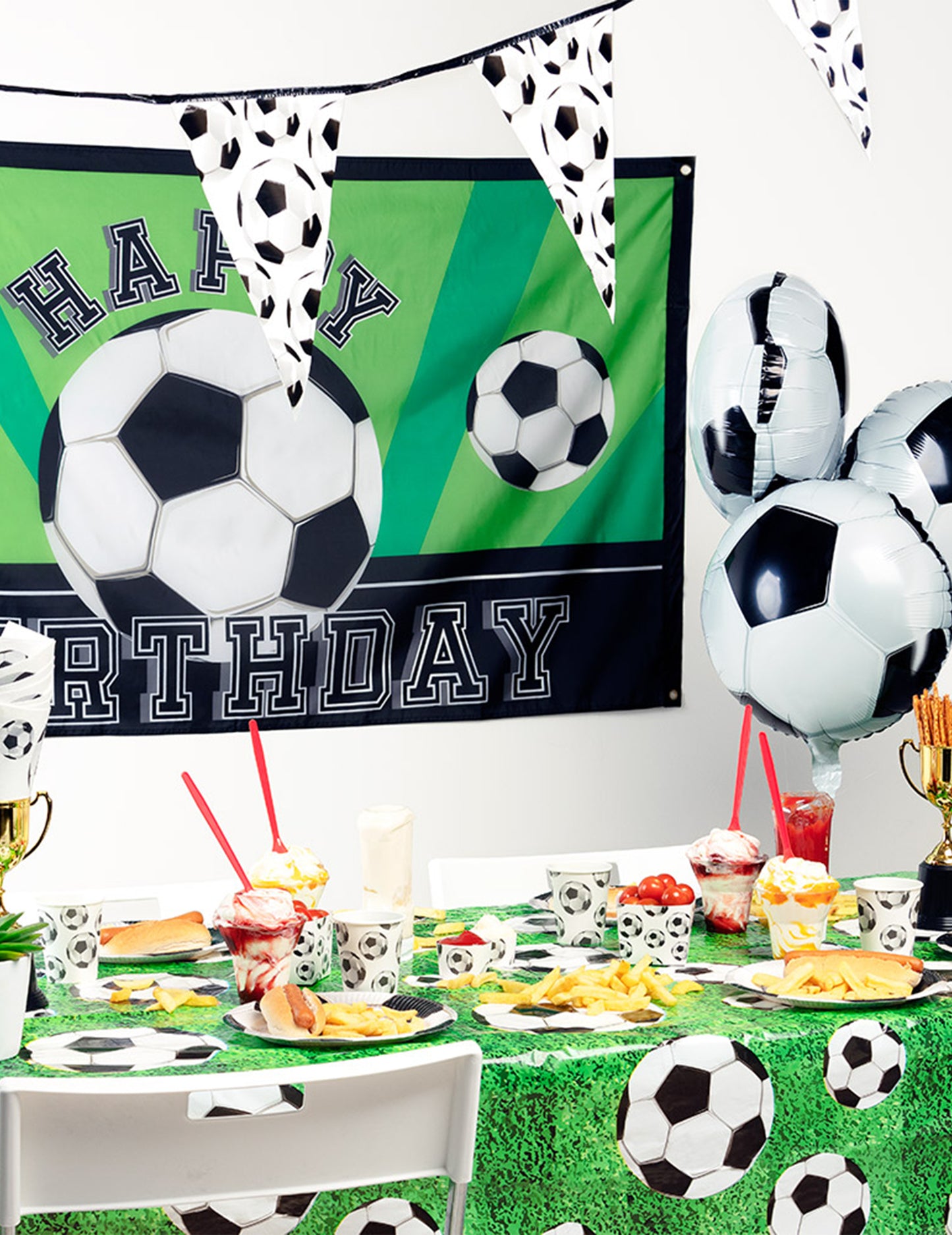 Футболна пластмасова покривка 120 x 180 cm