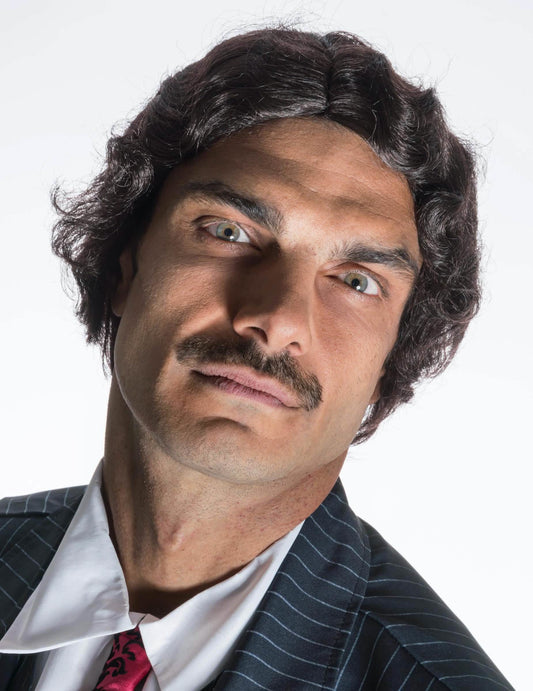 Gros plan de face de la perruque Gomez Addams Wednesday™