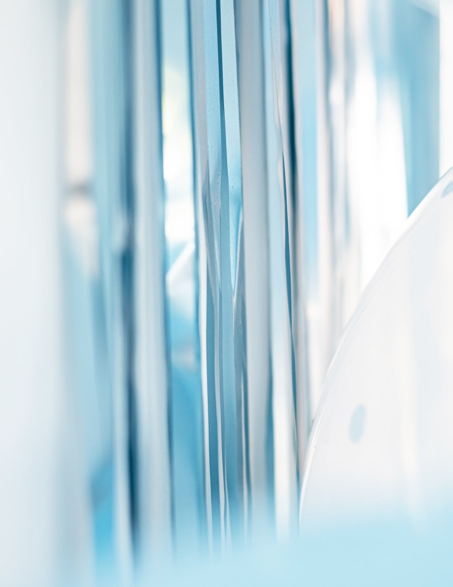 Сцинтилираща завеса с метални сини ресни 90 х 250 см