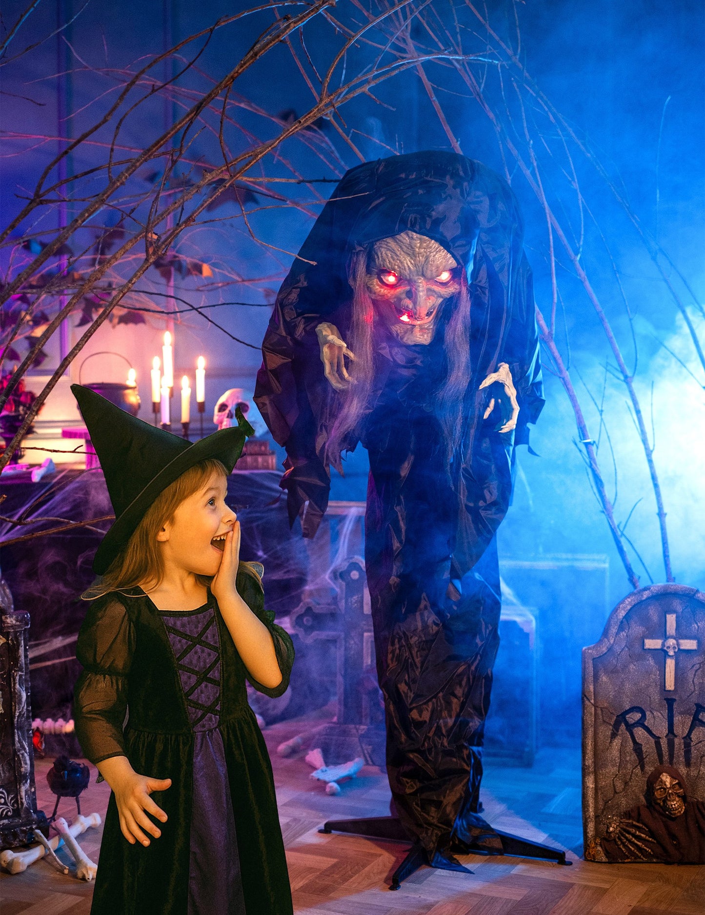 Hunhbacked Witch - анимирана, звукова, ярка 160 cm
