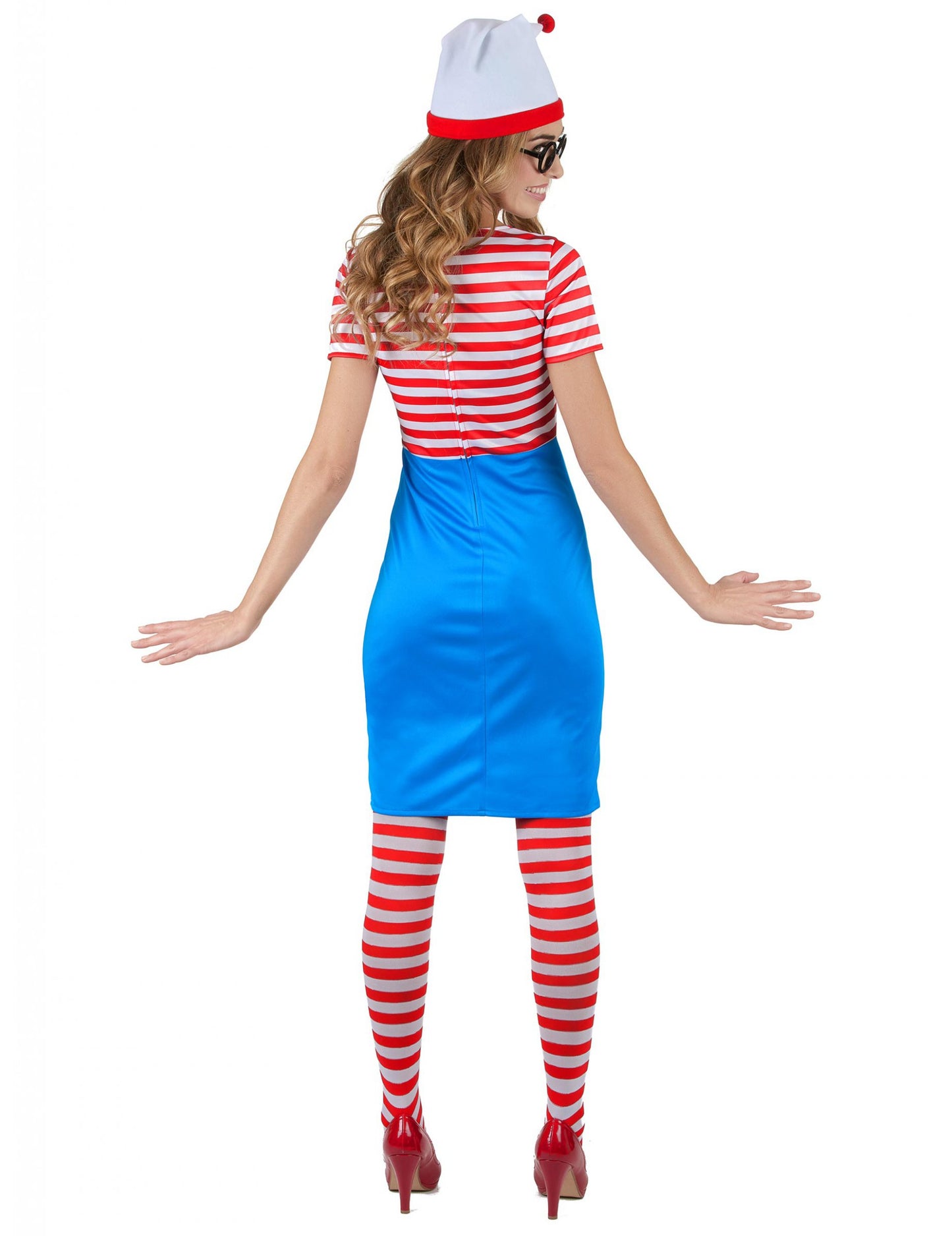 Женски райета по туристически костюм