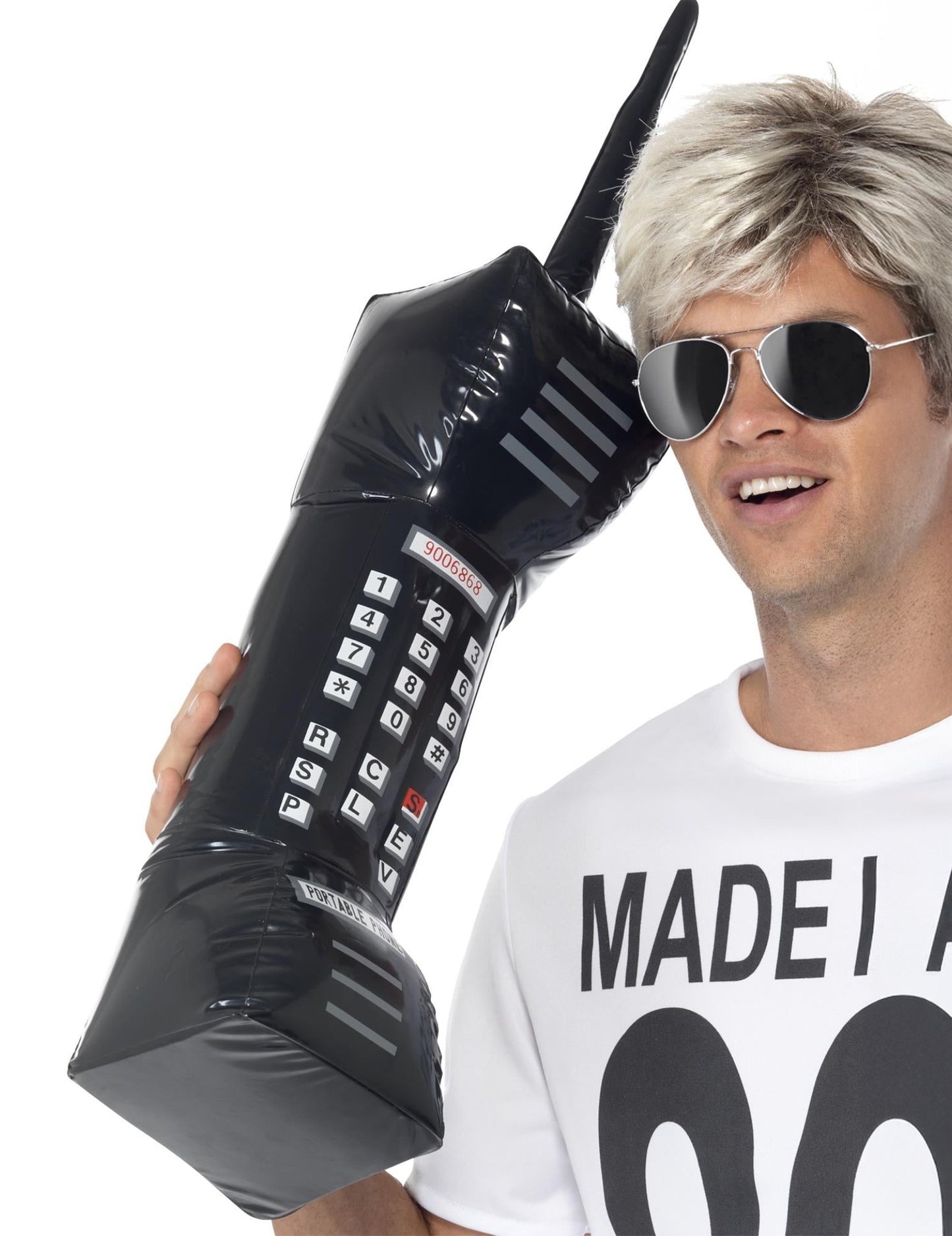 Надумен мобилен телефон