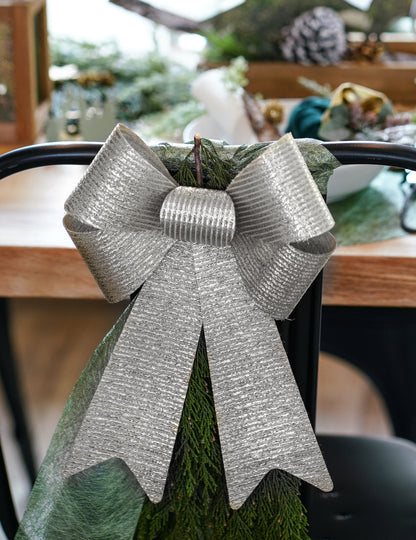 Блестяща сребърна панделка 23 x 38 cm 