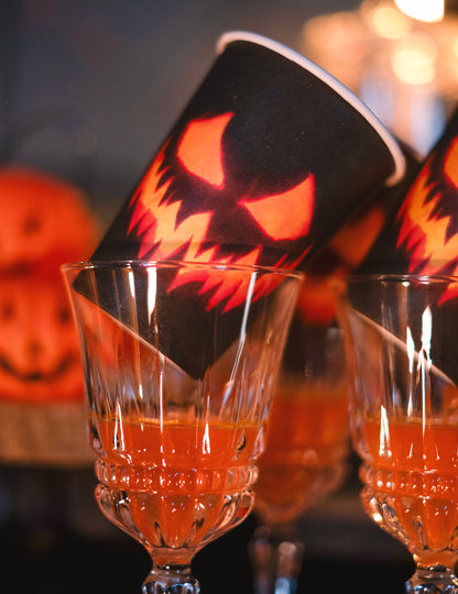 10 ужасяващи тиквени картонени чаши 21 cl