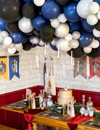 100 мини перлено бели латексови балона 13 cm за ковчега