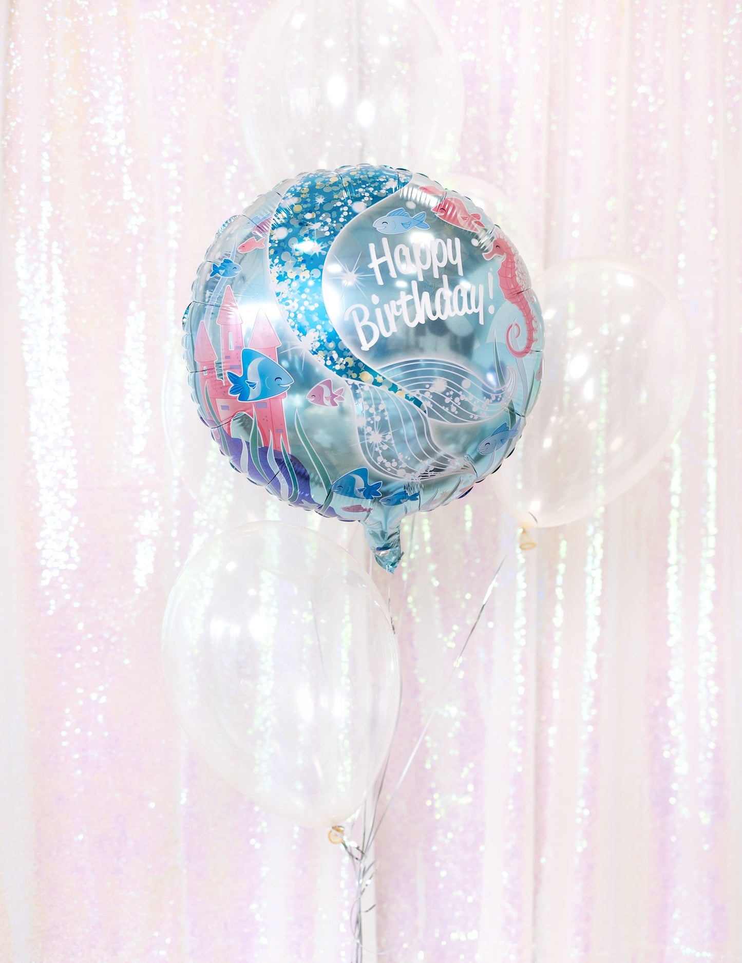 Декоративен букет от прозрачни балони за празник