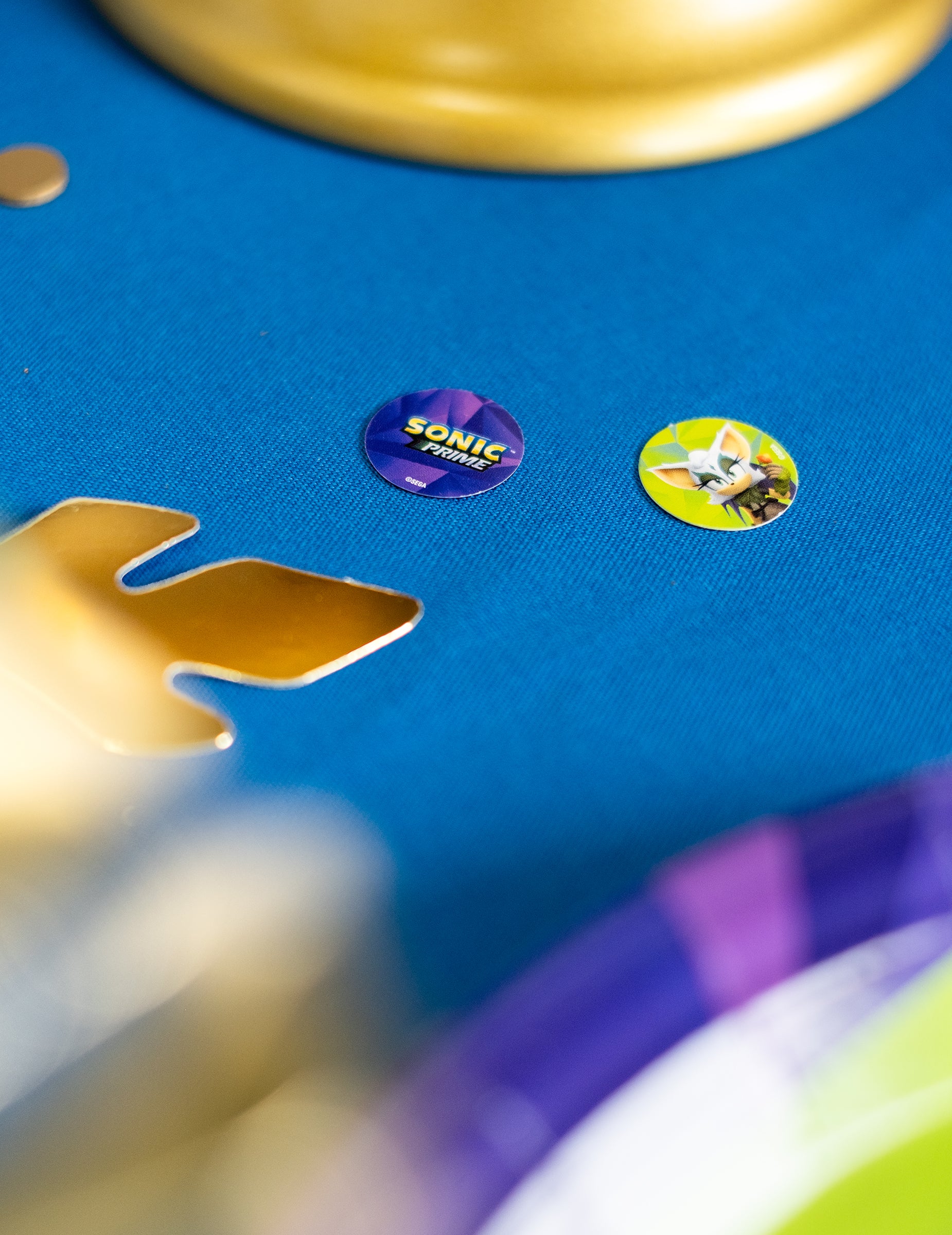 Mise en situation des 150 confettis Sonic Prime