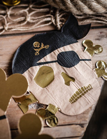 16 пиратски салфетки от крафт хартия със златна облицовка 26 cm пиратска глава