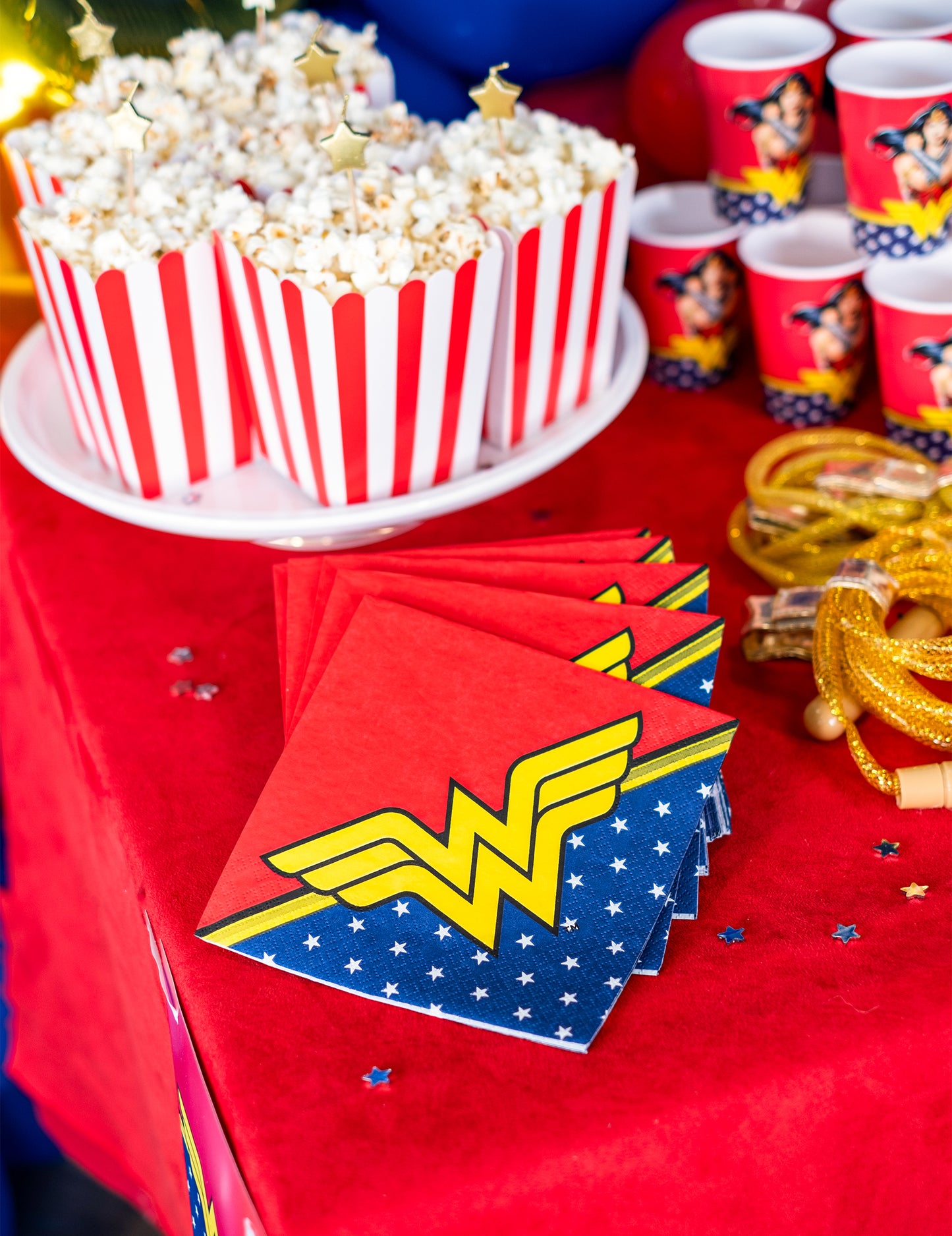 20 хартиени салфетки Wonder Woman™ 33 x 33 cm