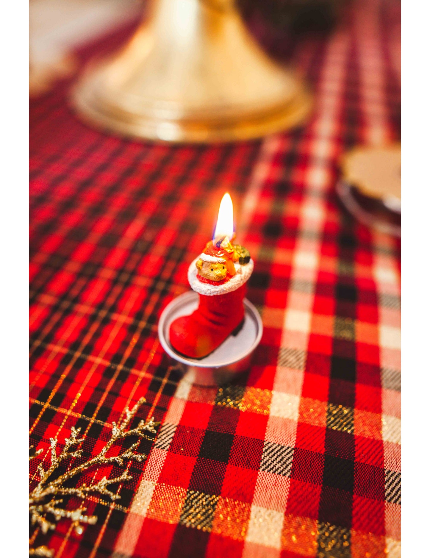 3 свещички с ботуши на Дядо Коледа и плюшено мече, 5,5 x 3,5 cm