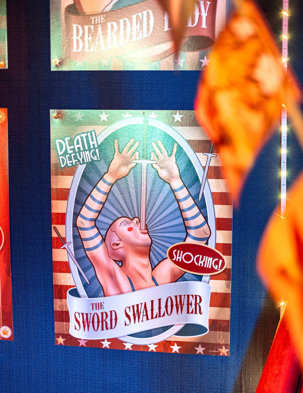 Gros plan sur l'affiche de l'avaleur de sabre des Affiches de Cirque Vintage