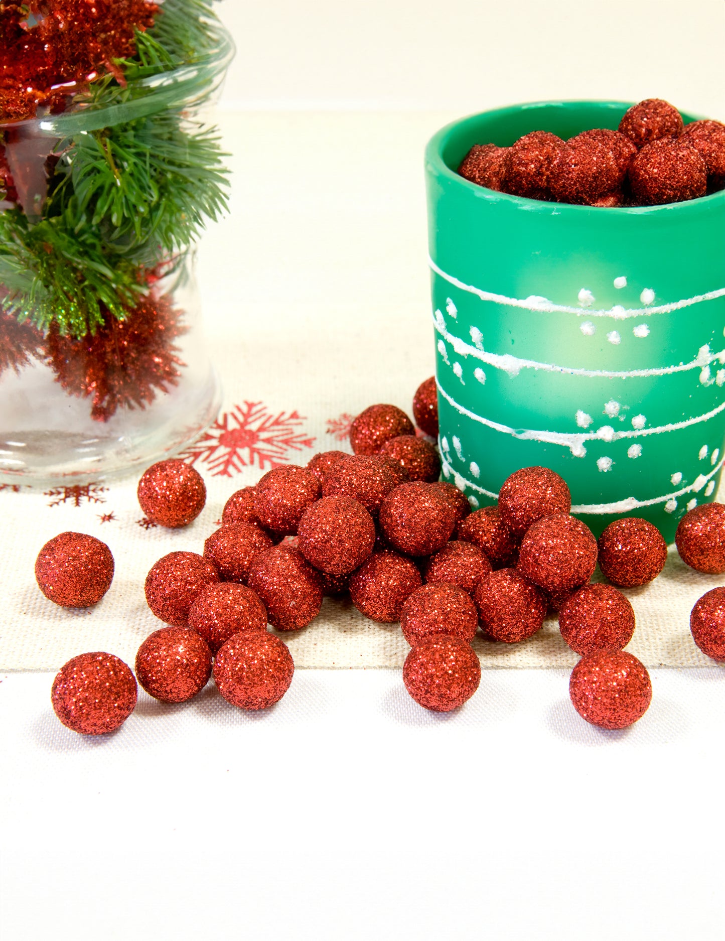 40 червени блестящи декоративни топки от пяна с диаметър 10 мм