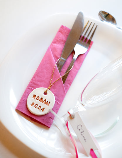 50 Fuchsia хартиени кърпи 38 x 38 cm