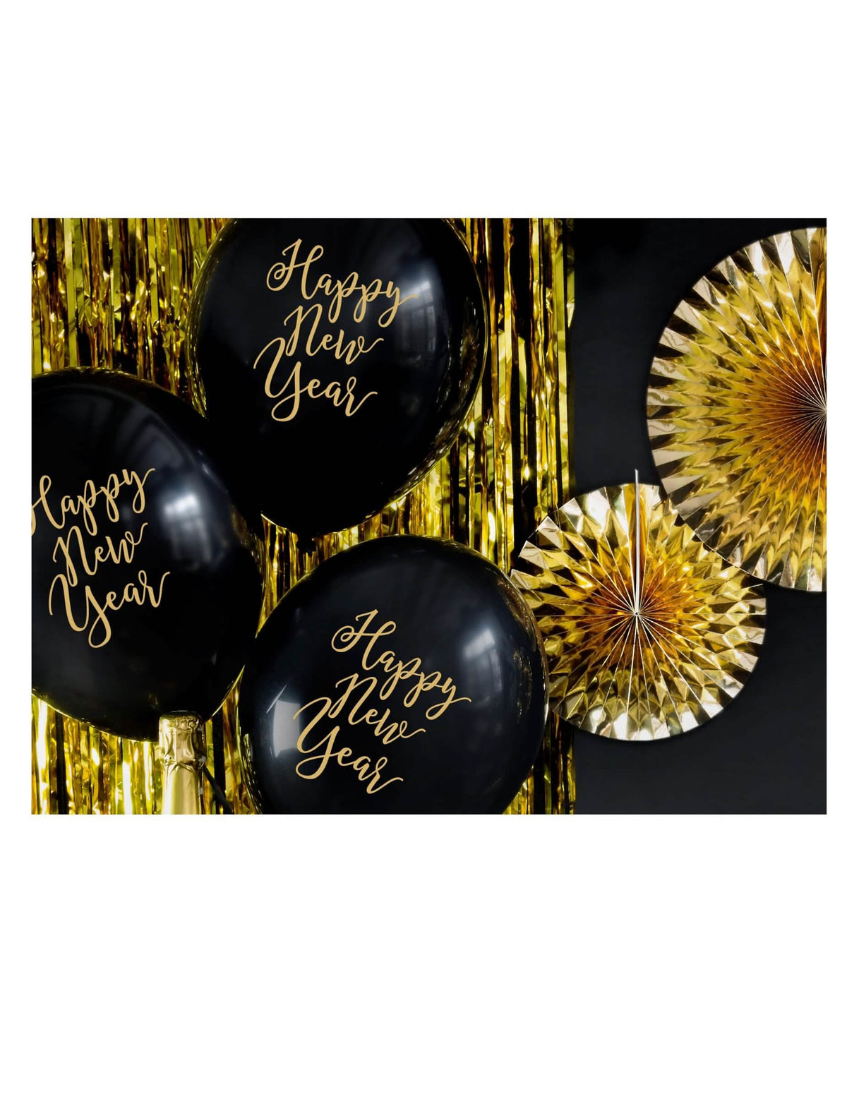 Сценична подредба на латексови балони Happy New Year черен и златен
