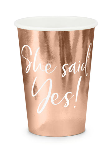 6 картонени чаши в цвят розово злато, „Тя каза „да“, 220 мл, за моминско парти
