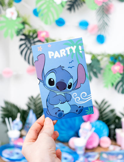 Détail de la carte avec le personnage Stitch des invitations et enveloppes Stitch