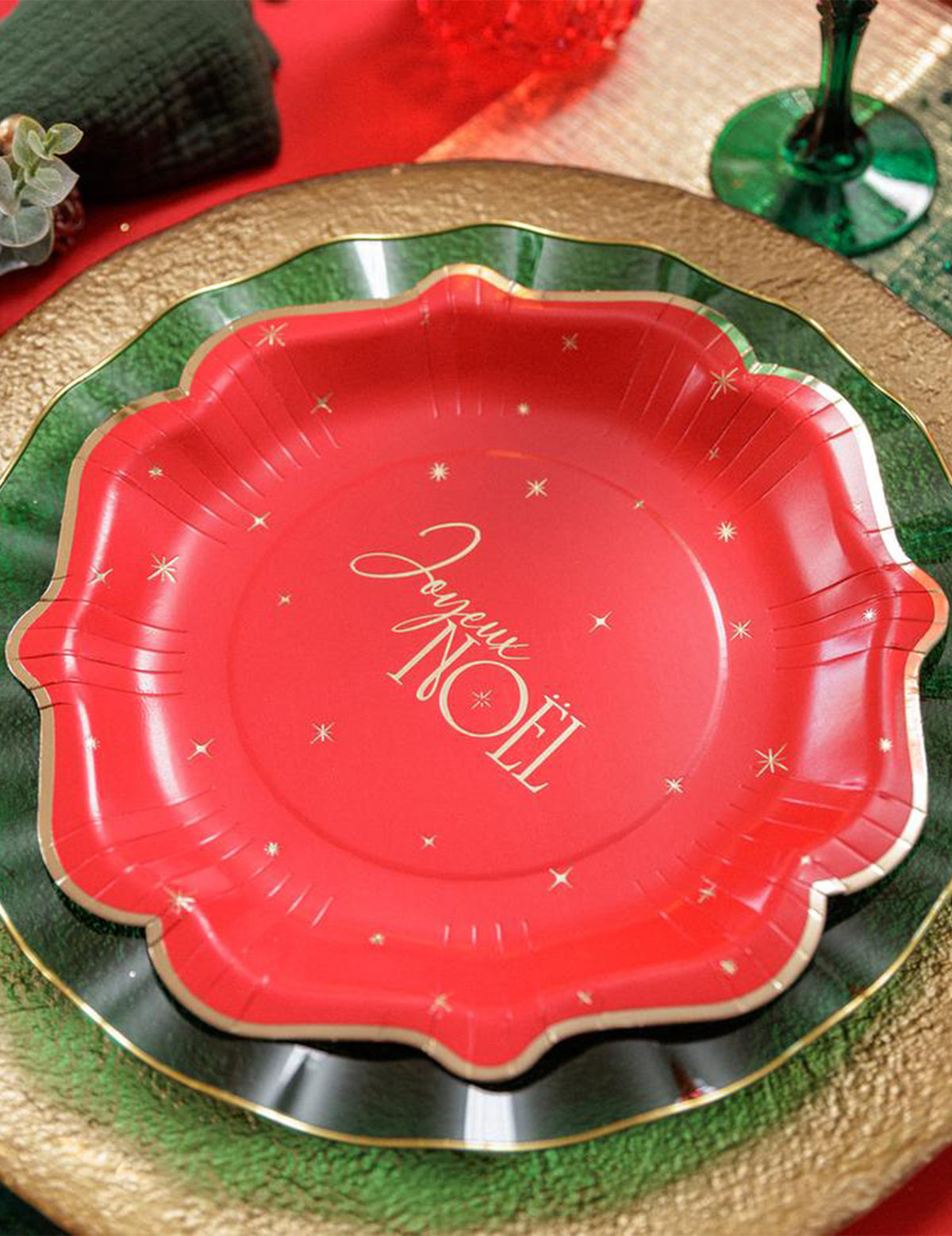 8 assiettes Joyeux Noël L'Intemporel rouge et or 23 cm