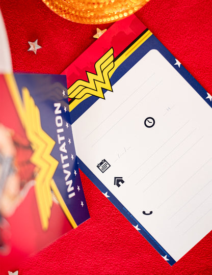 8 покани с пликове „Жената чудо“ 10x16 см