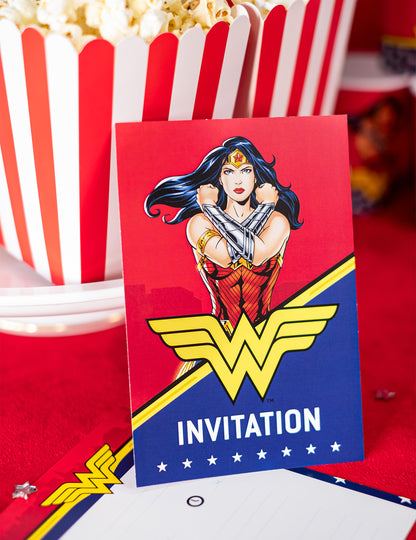 8 покани с пликове „Жената чудо“ 10x16 см