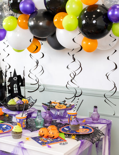 8 черни спираловидни декорации