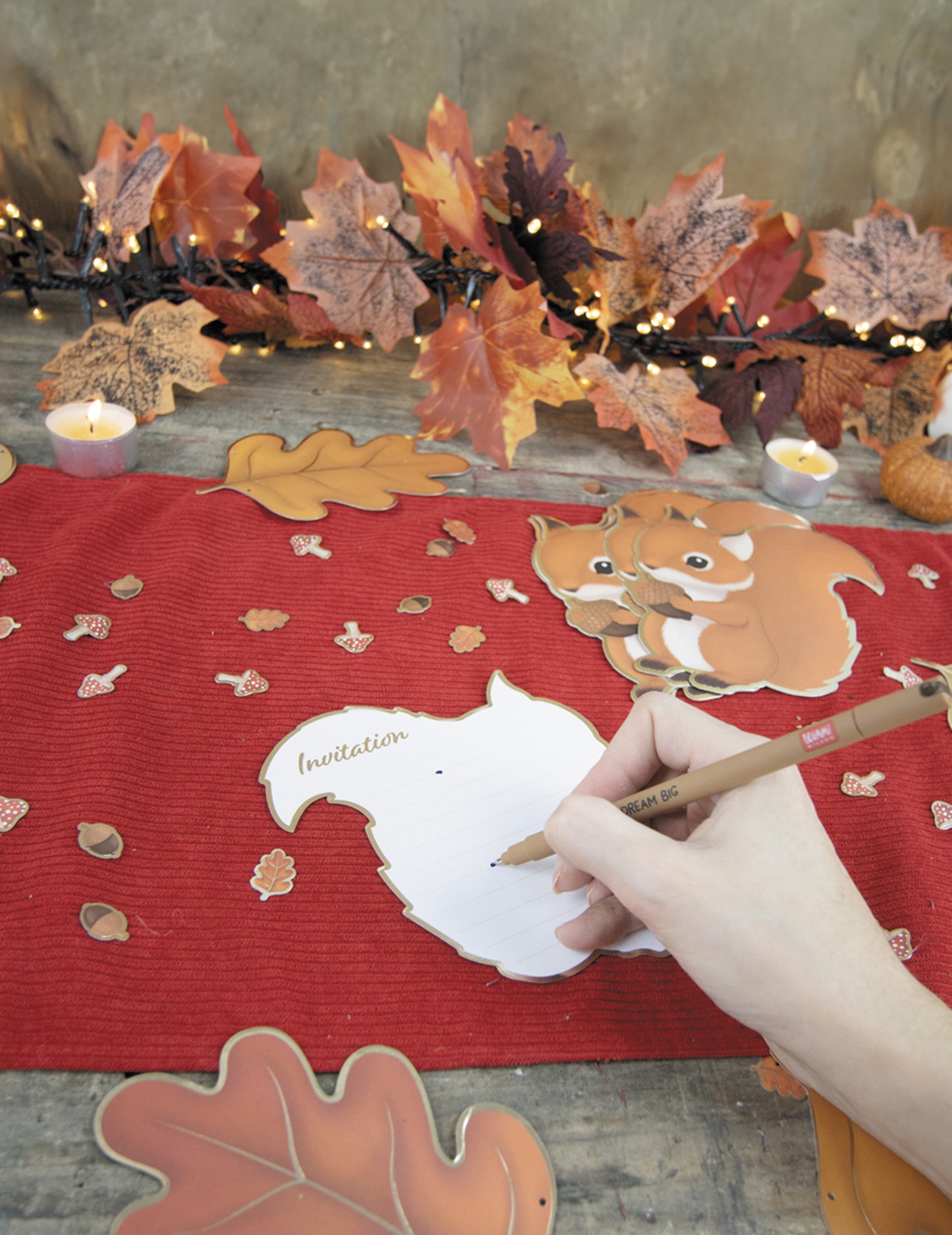 8 Покани за горски катерици 14 x 13 cm