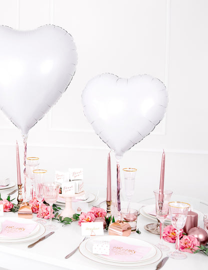 Mise en scène de décoration de table du Ballon aluminium coeur pour fête
