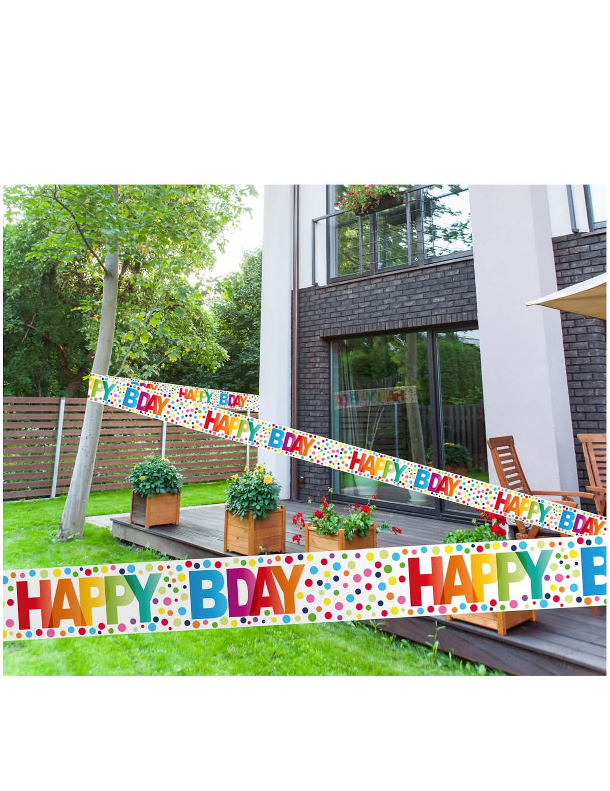 Бандерол с Happy Birthday за парти с разноцветни точки