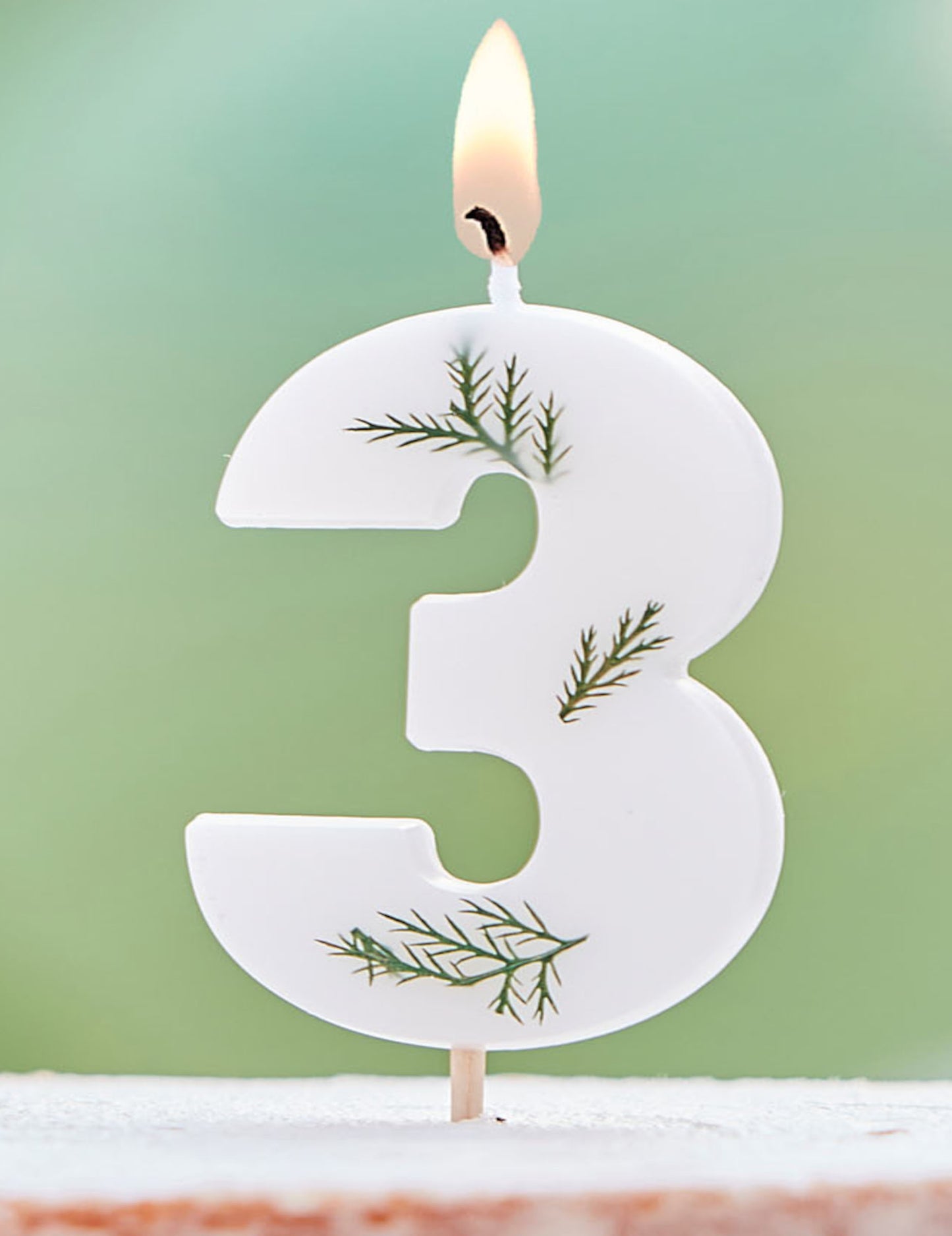 Bougie chiffre feuilles naturelles pour anniversaire