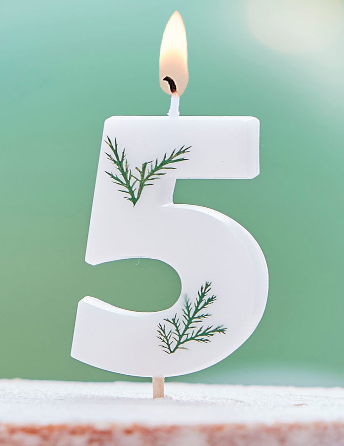 Bougie chiffre feuilles naturelles pour anniversaire