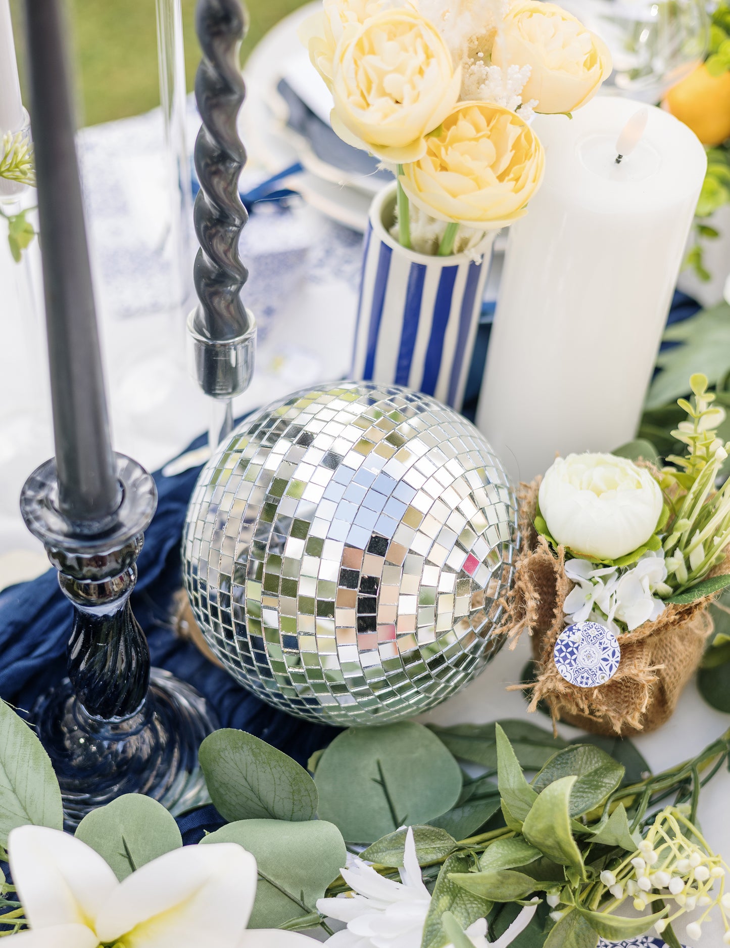 Висяща огледална стъклена диско топка, сребриста, 16 см, подреждаща се, диско декорация