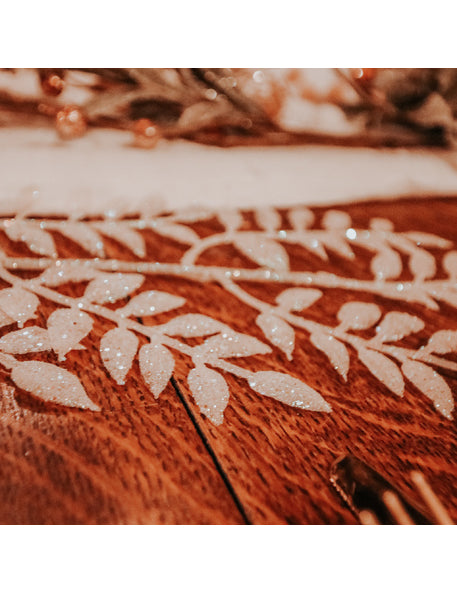 Клонка с бели брокатени листа 45 cm 