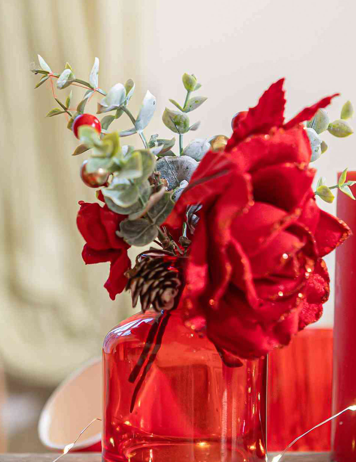 Branche de rose velours pailleté rouge 21 cm