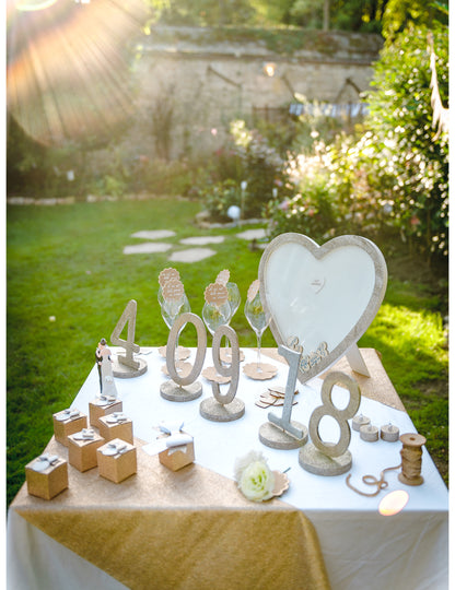 Книга за гости с медна рамка с брокат и дървени сърца, 37 x 40 см cm