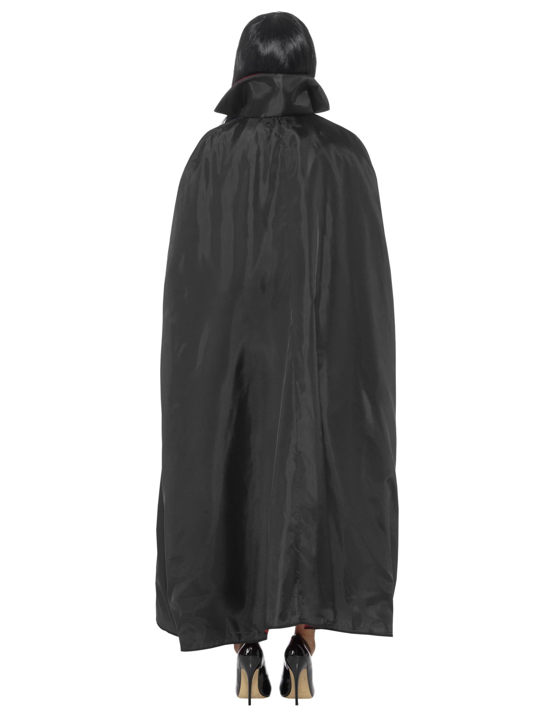 Заден изглед на реверсивното вампирско сатенено наметало