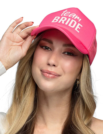 Розова капачка за възрастни с юзда